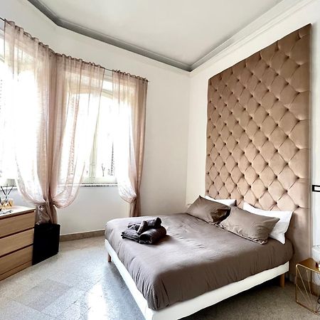 Aristocasa B&B Luxury Rooms パレルモ エクステリア 写真