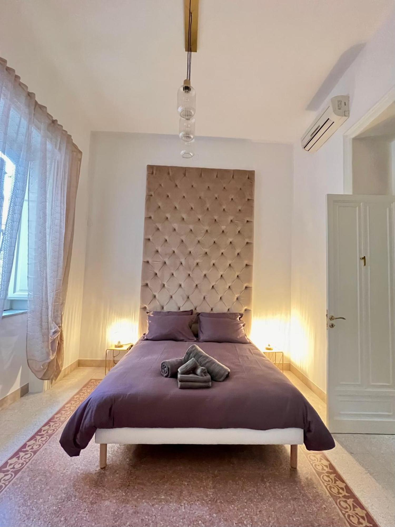 Aristocasa B&B Luxury Rooms パレルモ エクステリア 写真