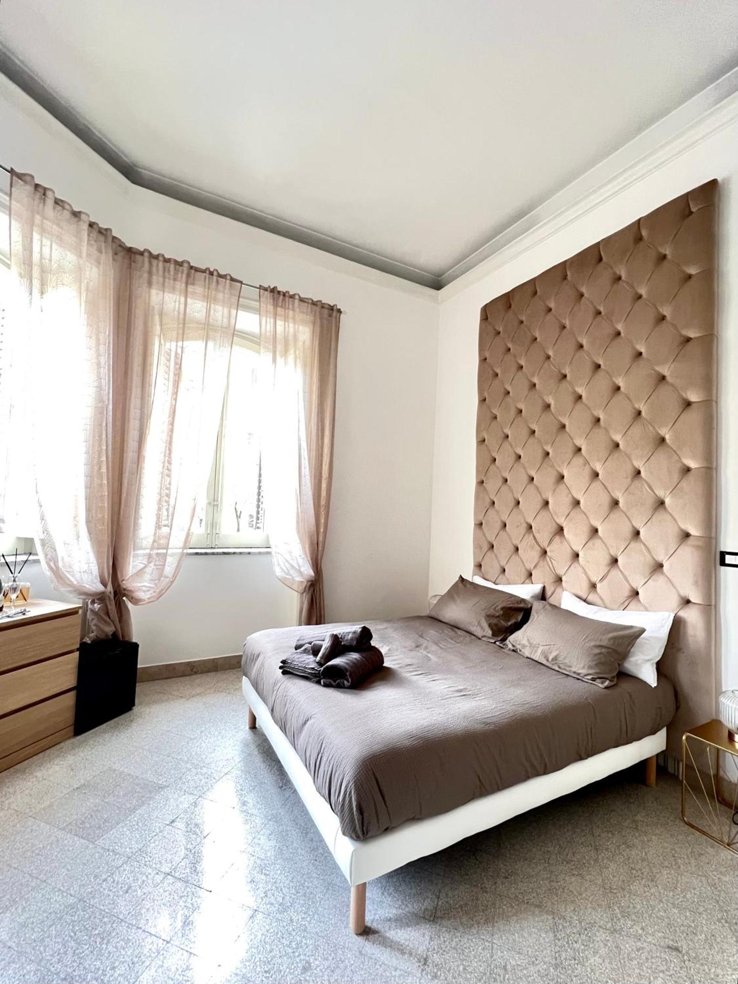 Aristocasa B&B Luxury Rooms パレルモ エクステリア 写真