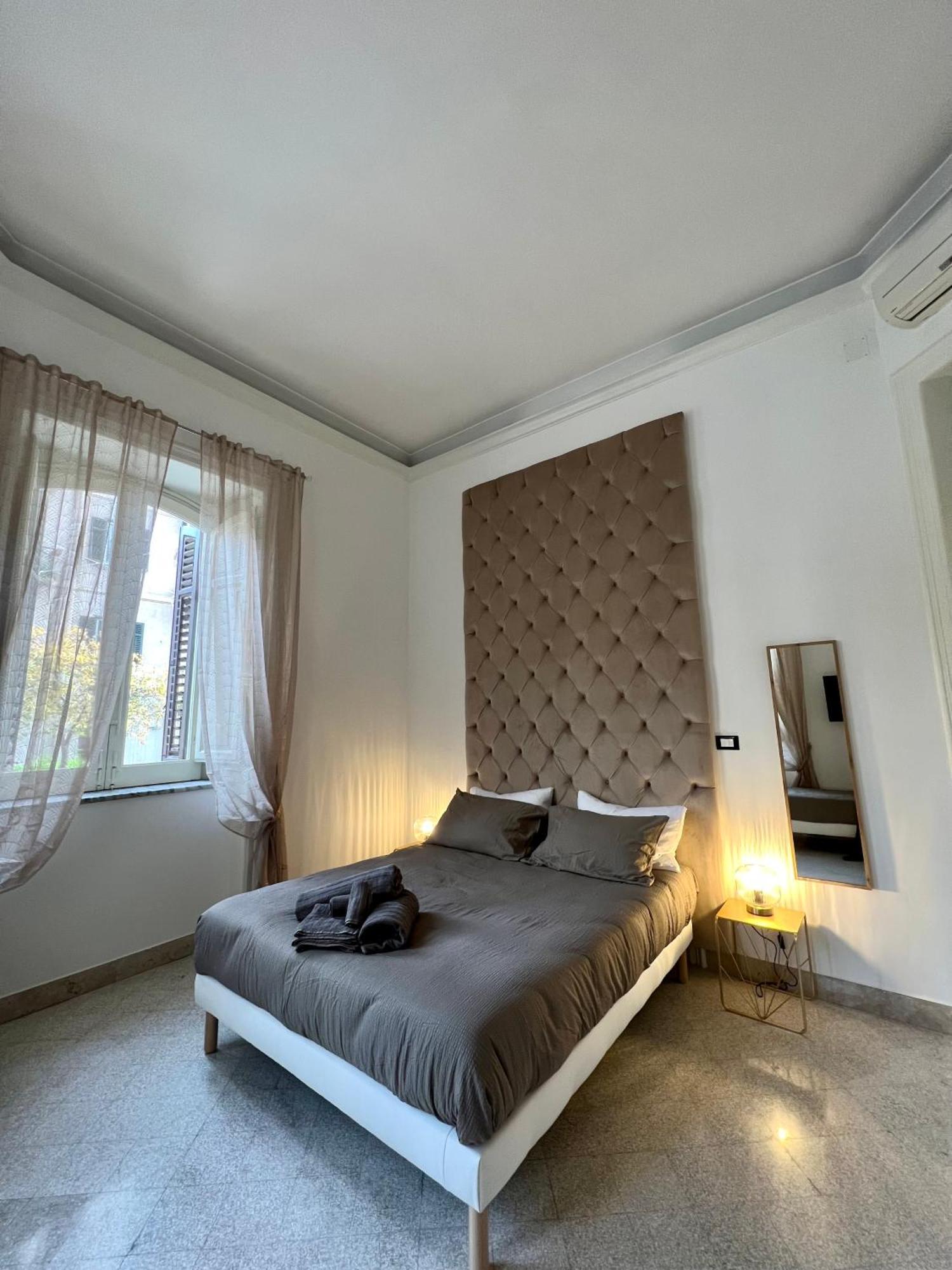 Aristocasa B&B Luxury Rooms パレルモ エクステリア 写真